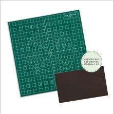 Lisa Horton Crafts Magnetic Mat For Ulti-Mate